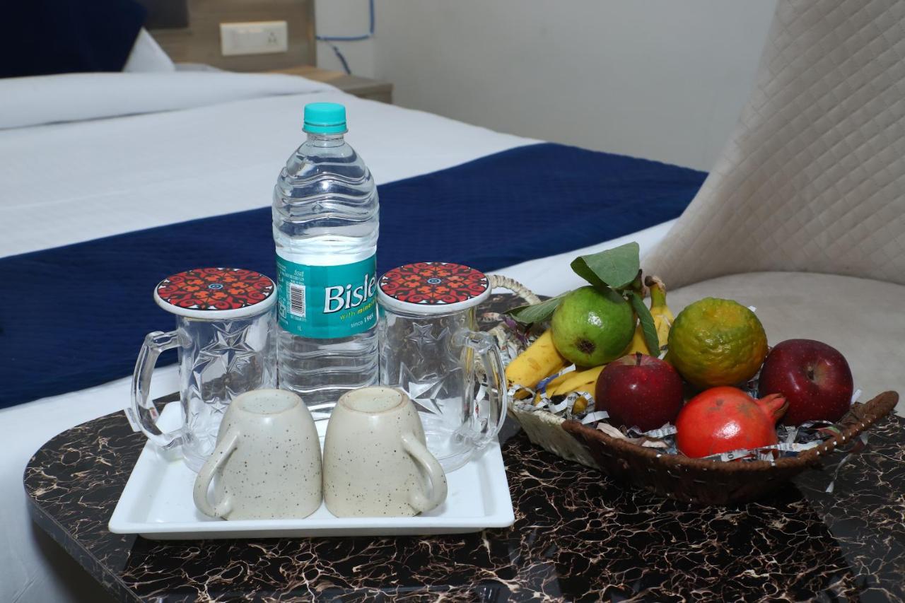 Lyf Corporate Suites - Noida Sector 19 מראה חיצוני תמונה