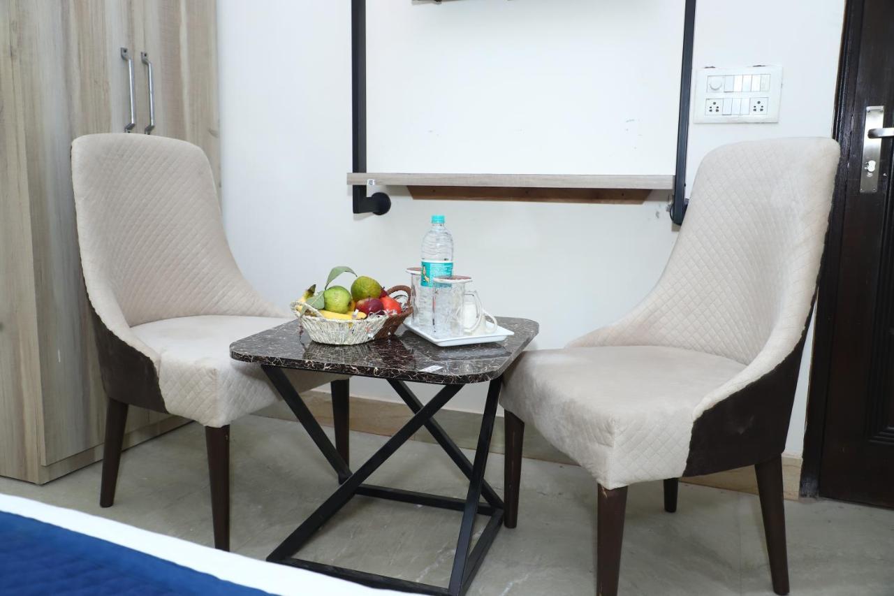 Lyf Corporate Suites - Noida Sector 19 מראה חיצוני תמונה