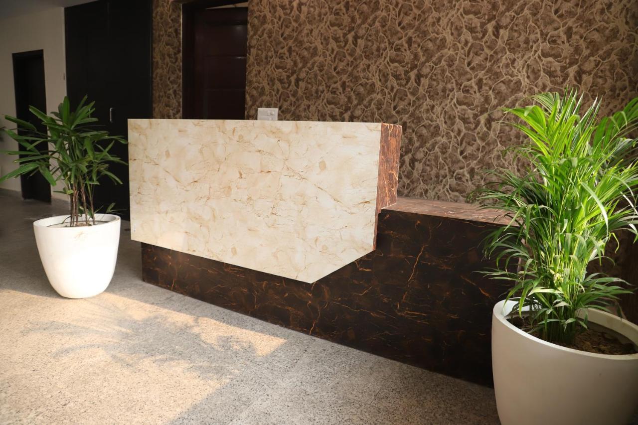 Lyf Corporate Suites - Noida Sector 19 מראה חיצוני תמונה