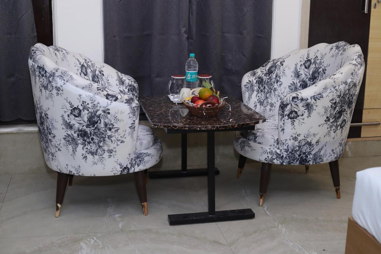 Lyf Corporate Suites - Noida Sector 19 מראה חיצוני תמונה
